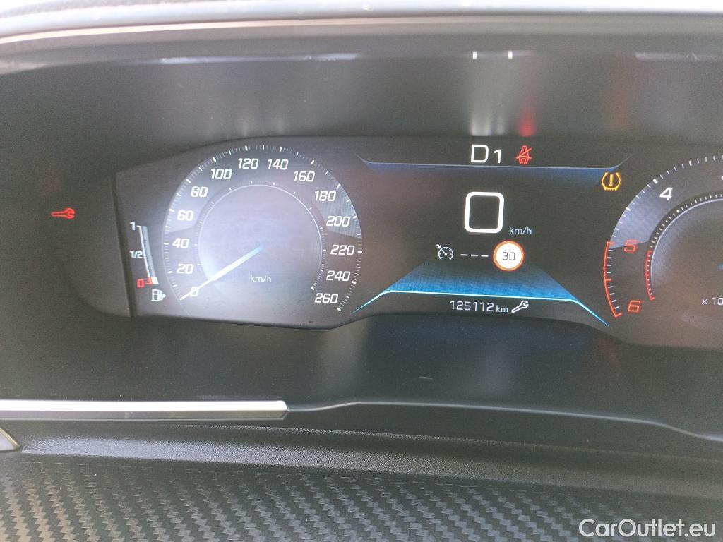  Peugeot  508 PEUGEOT  / 2018 / 5P / berlina con portón 5P Business Line BlueHDi 130 EAT8 (AC) #31