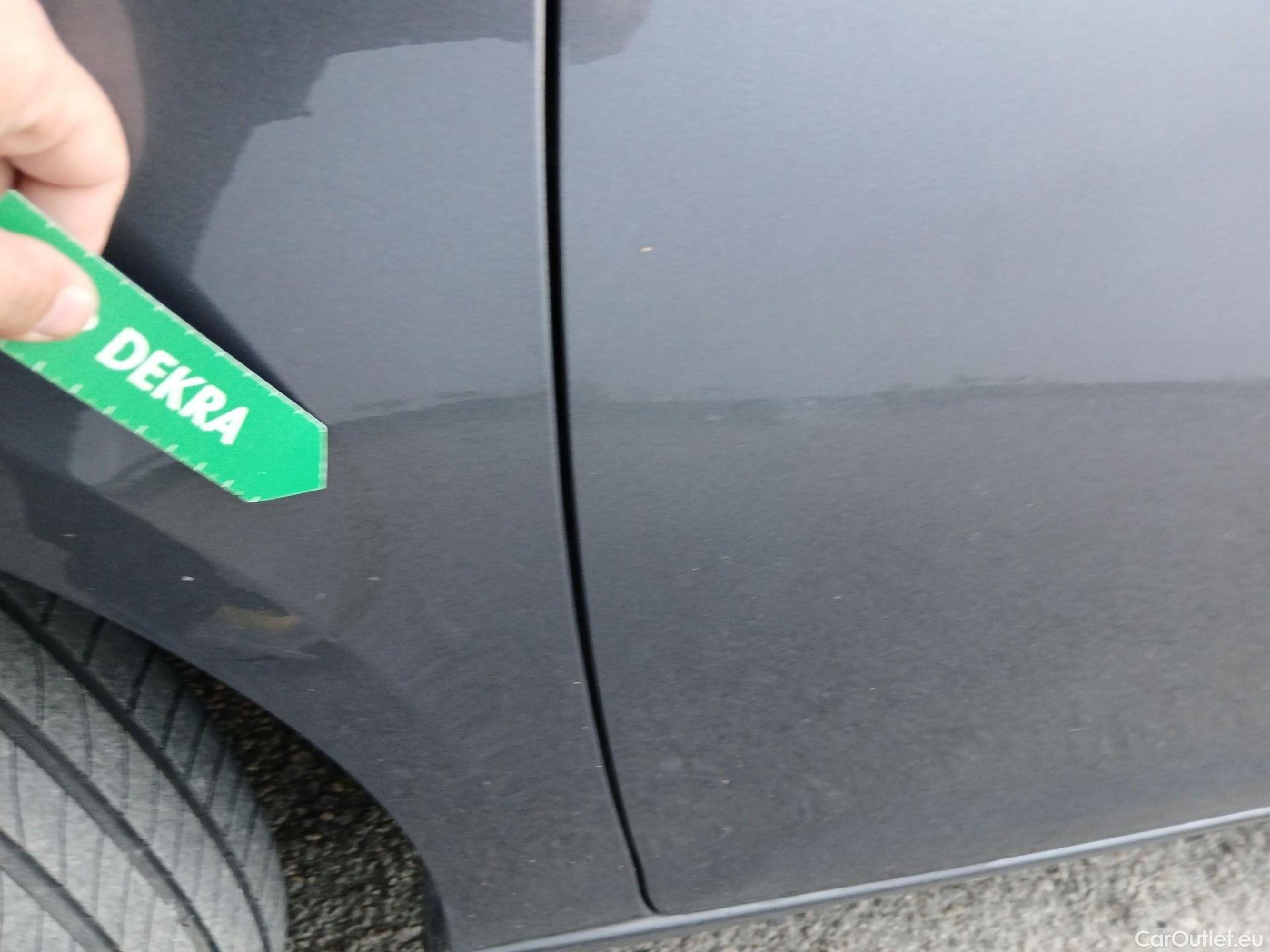  Peugeot  308 PEUGEOT  / 2017 / 5P / berlina con portón 5p Active Pack PureTech 110 S&S #18