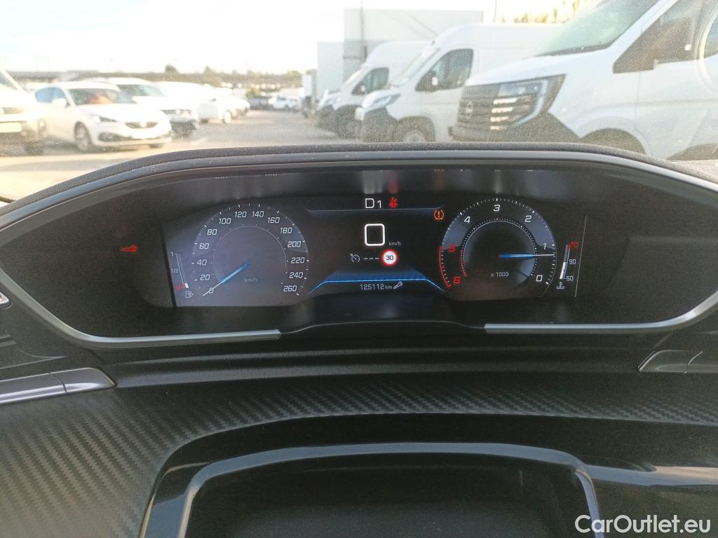  Peugeot  508 PEUGEOT  / 2018 / 5P / berlina con portón 5P Business Line BlueHDi 130 EAT8 (AC) #30