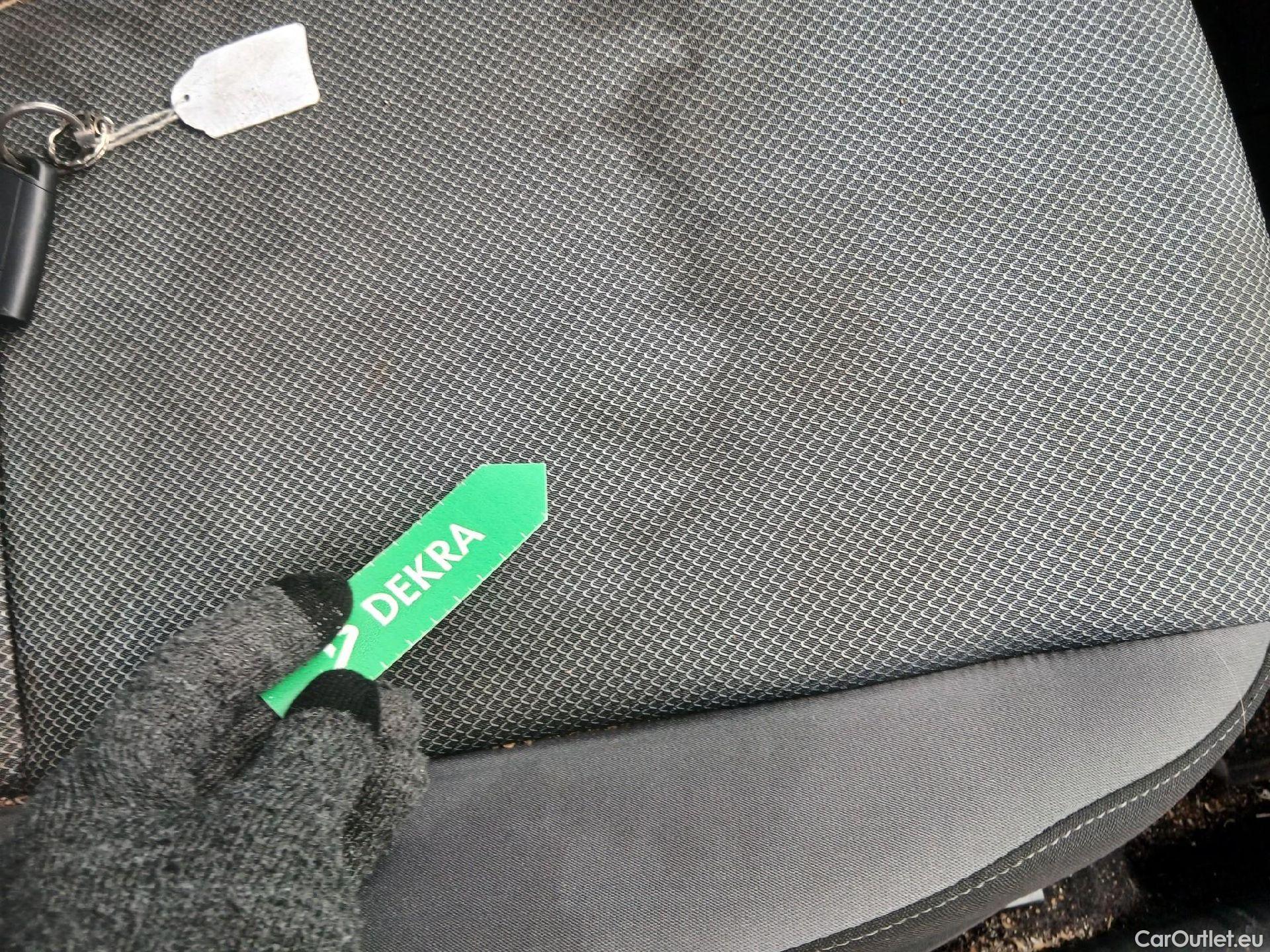  Seat  Arona SEAT  / 2017 / 5P / todoterreno 1.0 TSI 70kW (95CV) Style Edition Eco (CX) #47