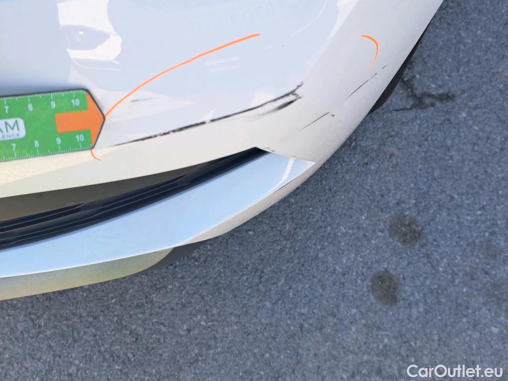  Skoda  KAMIQ SKODA  1.0 TSI 81kW (110CV) DSG Ambition #9