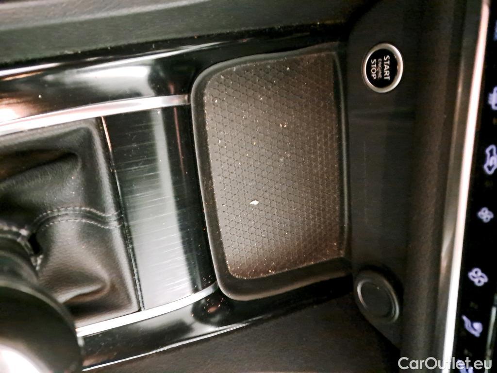  Nissan  Qashqai NISSAN  / 2021 / 5P / todoterreno DIG-T 103kW (140CV) mHEV 4x2 Acenta #6