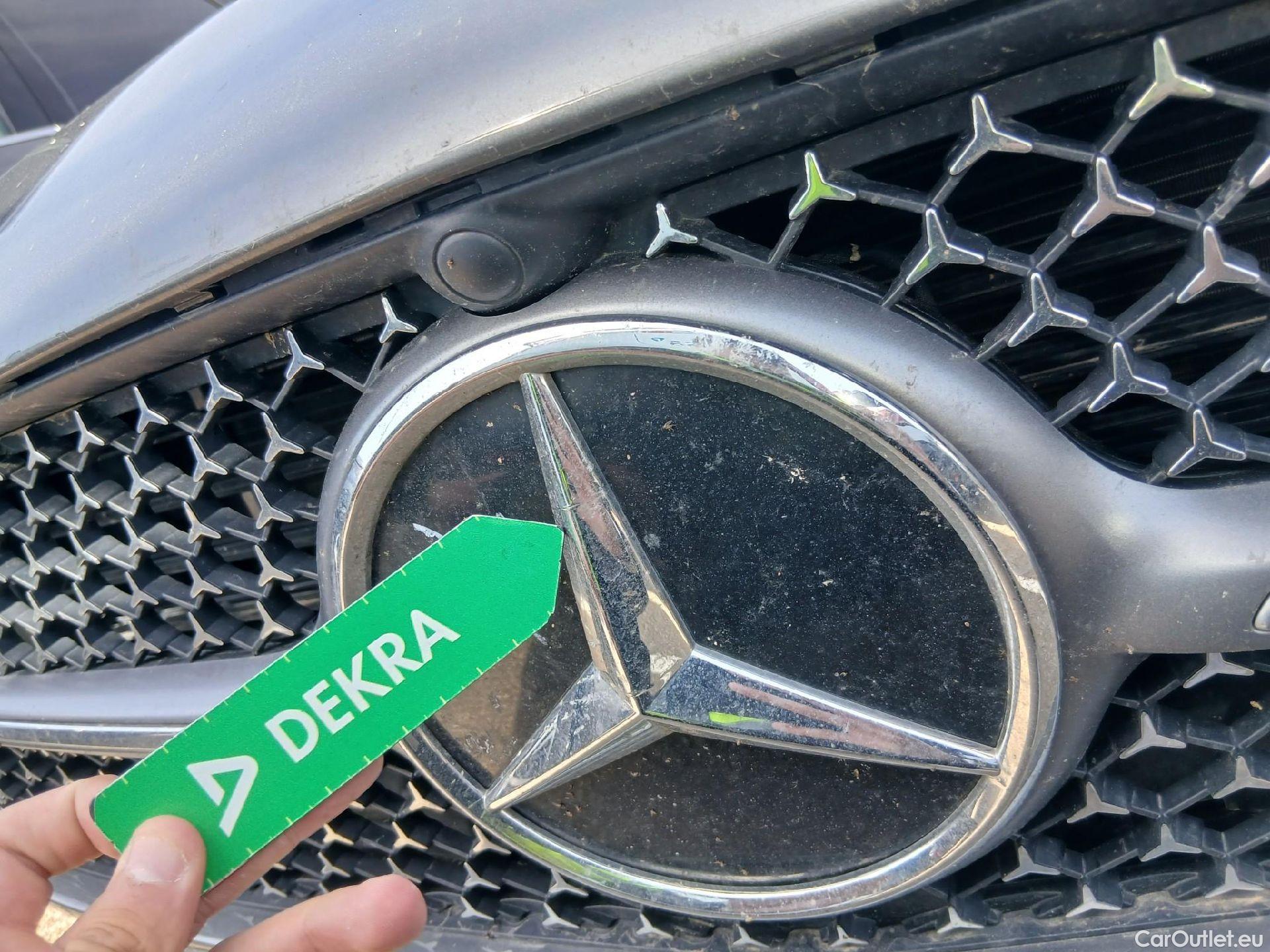  Mercedes  A-Klasse MERCEDES-BENZ Clase A / 2022 / 5P / berlina con portón A 250 e #6