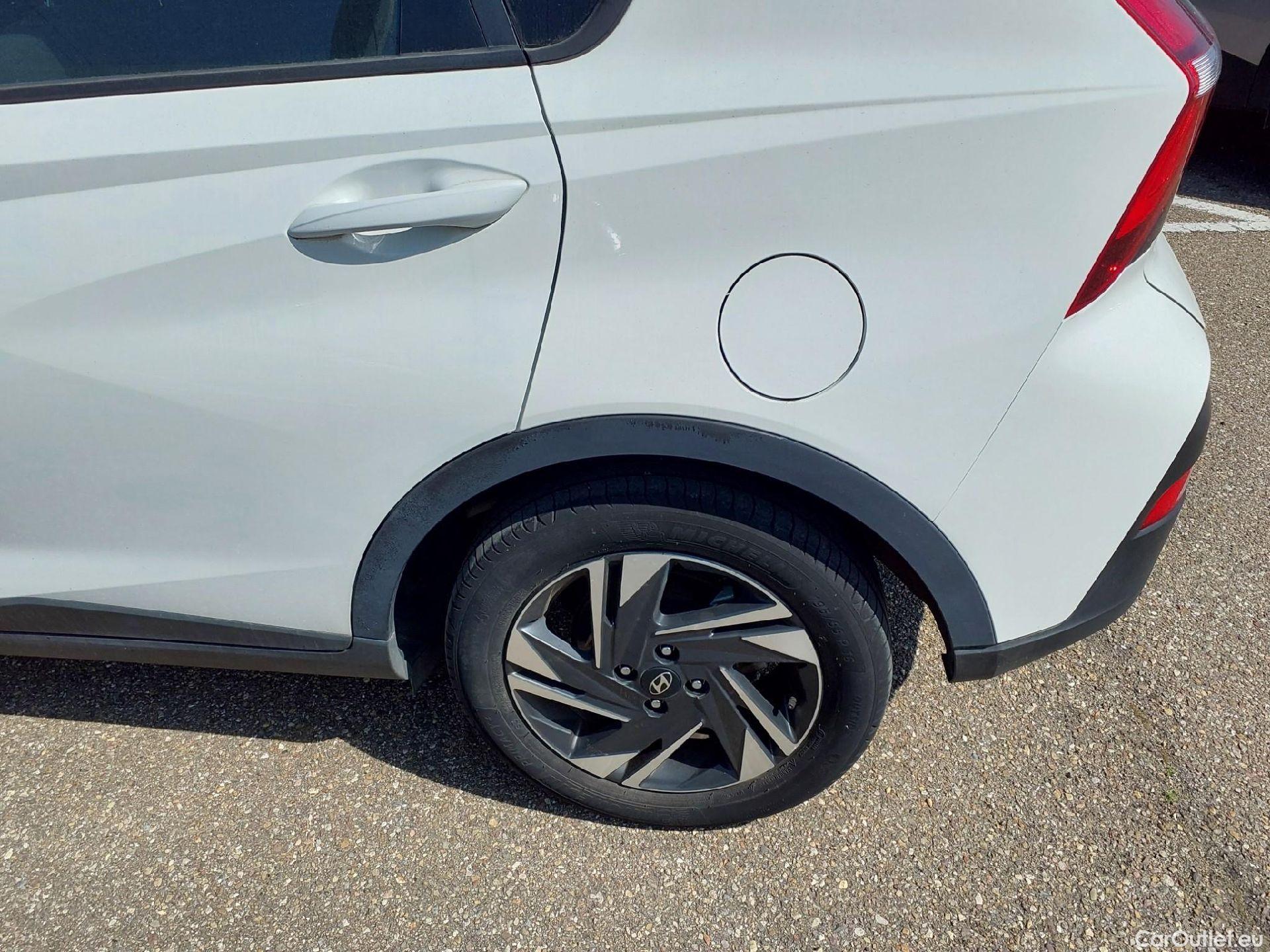  Hyundai  Bayon HYUNDAI  / 2021 / 5P / todoterreno 1.2 MPI Maxx #3