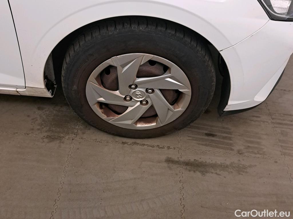  Hyundai  i20 HYUNDAI  / 2020 / 5P / berlina con portón 1.0 TGDI 74kW (100CV) 48V Essence #40