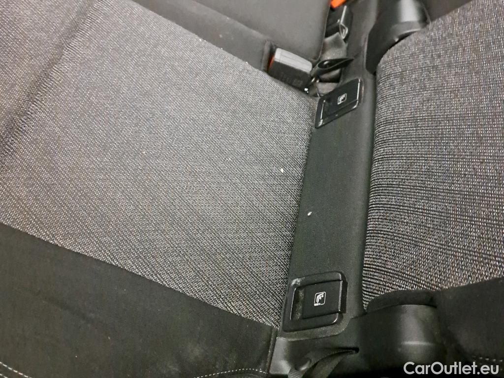  Bmw  X1 BMW  / 2022 / 5P / todoterreno sDrive18d #6