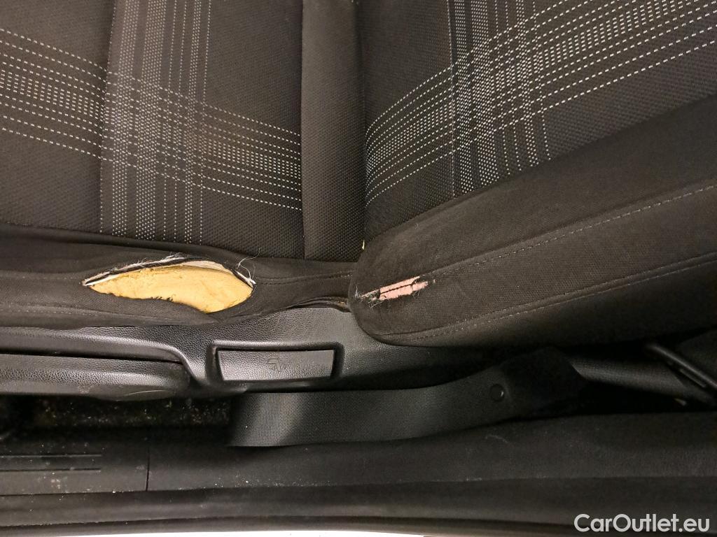  Hyundai  i20 HYUNDAI  / 2020 / 5P / berlina con portón 1.0 TGDI 74kW (100CV) 48V Essence #1