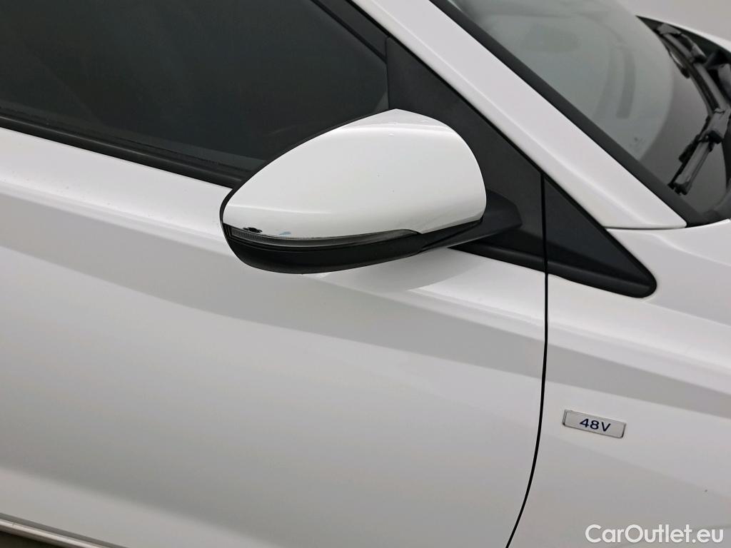  Hyundai  i20 HYUNDAI  / 2020 / 5P / berlina con portón 1.0 TGDI 74kW (100CV) 48V Essence #46