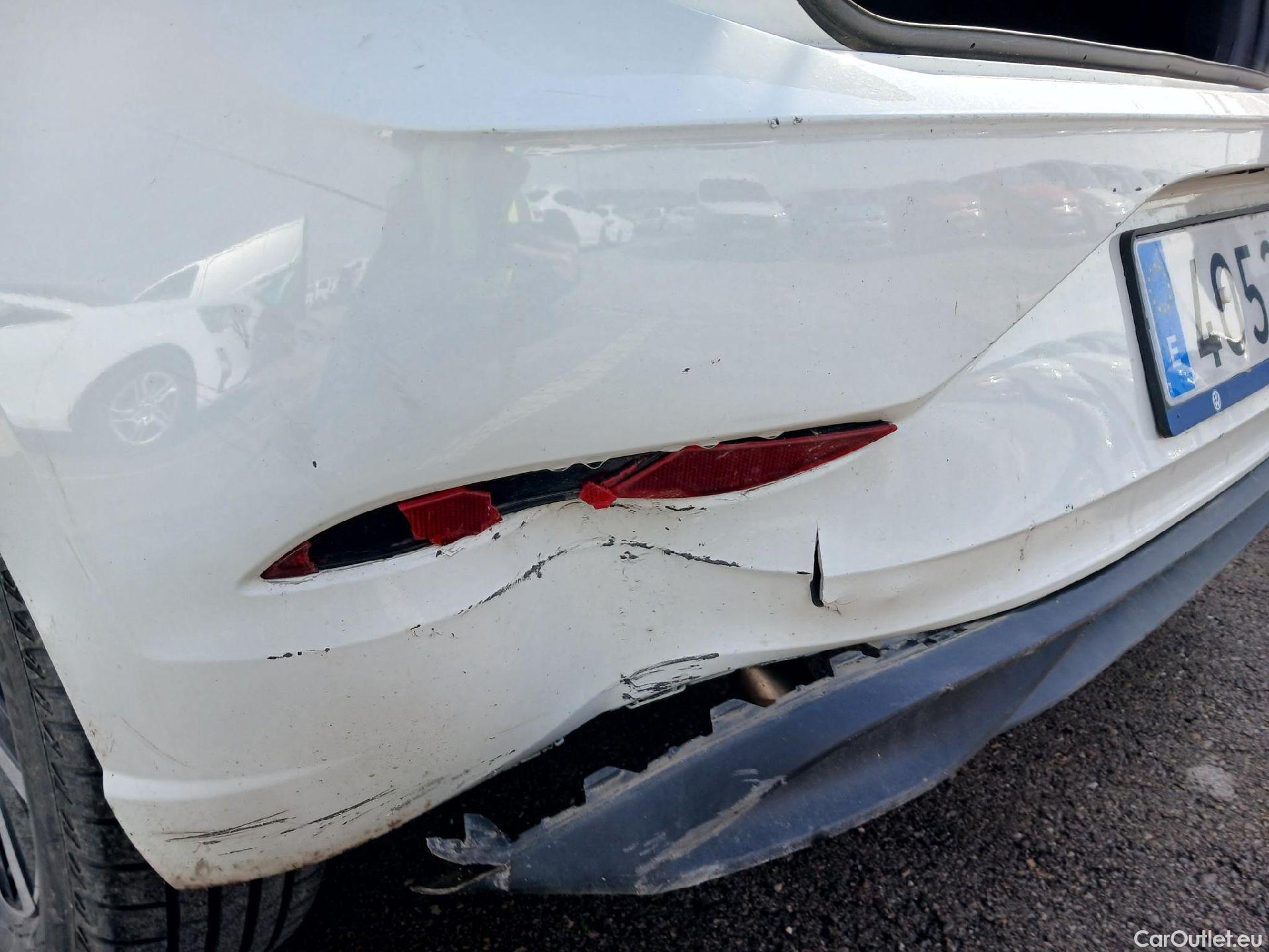  Volkswagen  Polo VOLKSWAGEN  / 2021 / 5P / berlina con portón Life 1.0 TSI 70kW (95CV) #10