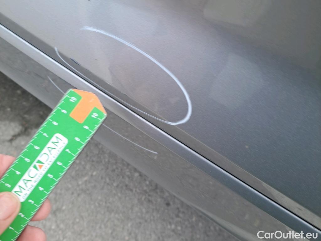  Volkswagen  T-ROC VOLKSWAGEN  / 2021 / 5P / todoterreno R-Line 1.5 TSI 110kW (150CV) DSG #13