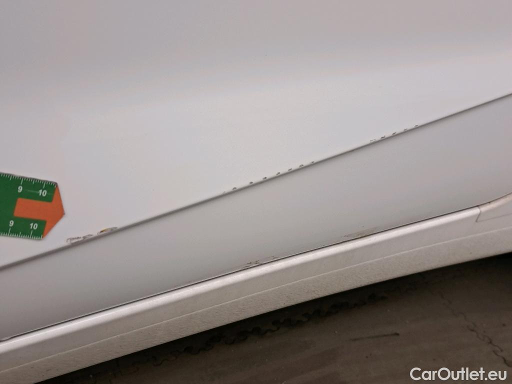  Hyundai  i20 HYUNDAI  / 2020 / 5P / berlina con portón 1.0 TGDI 74kW (100CV) 48V Essence #26