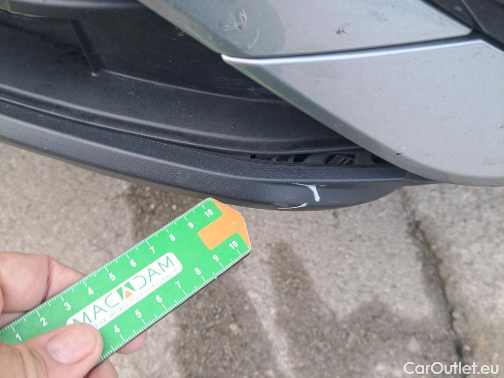  Volkswagen  T-ROC VOLKSWAGEN  / 2021 / 5P / todoterreno R-Line 1.5 TSI 110kW (150CV) DSG #55