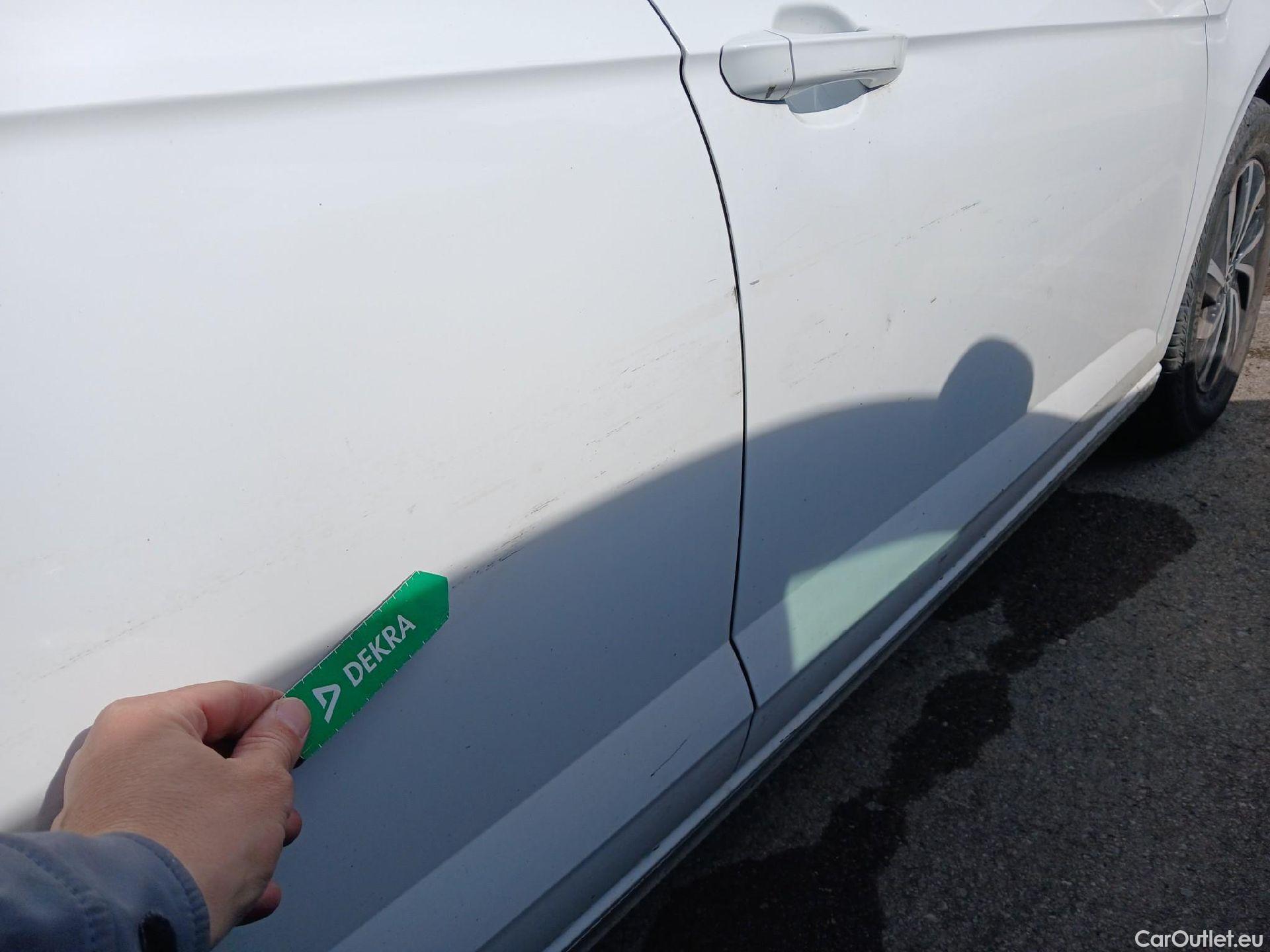  Volkswagen  Polo VOLKSWAGEN  / 2021 / 5P / berlina con portón Life 1.0 TSI 70kW (95CV) #17