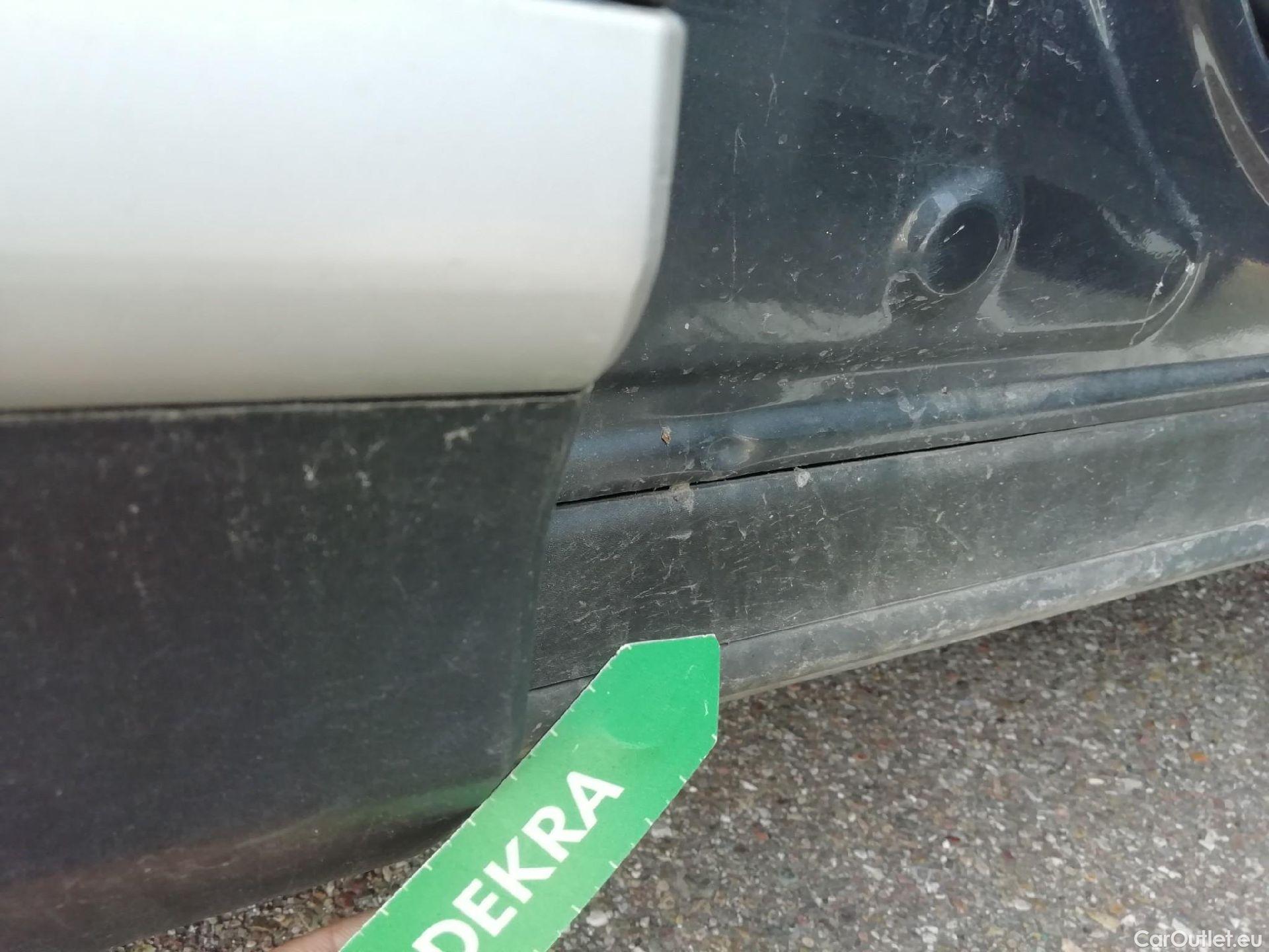  KIA  Sportage KIA  / 2022 / 5P / todoterreno 1.6 CRDi MHEV 100kW (136CV) Drive 4X2 #33