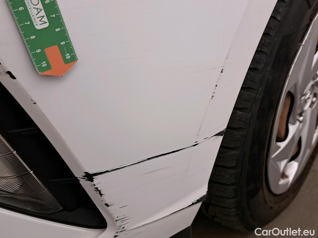  Hyundai  i20 HYUNDAI  / 2020 / 5P / berlina con portón 1.0 TGDI 74kW (100CV) 48V Essence #33