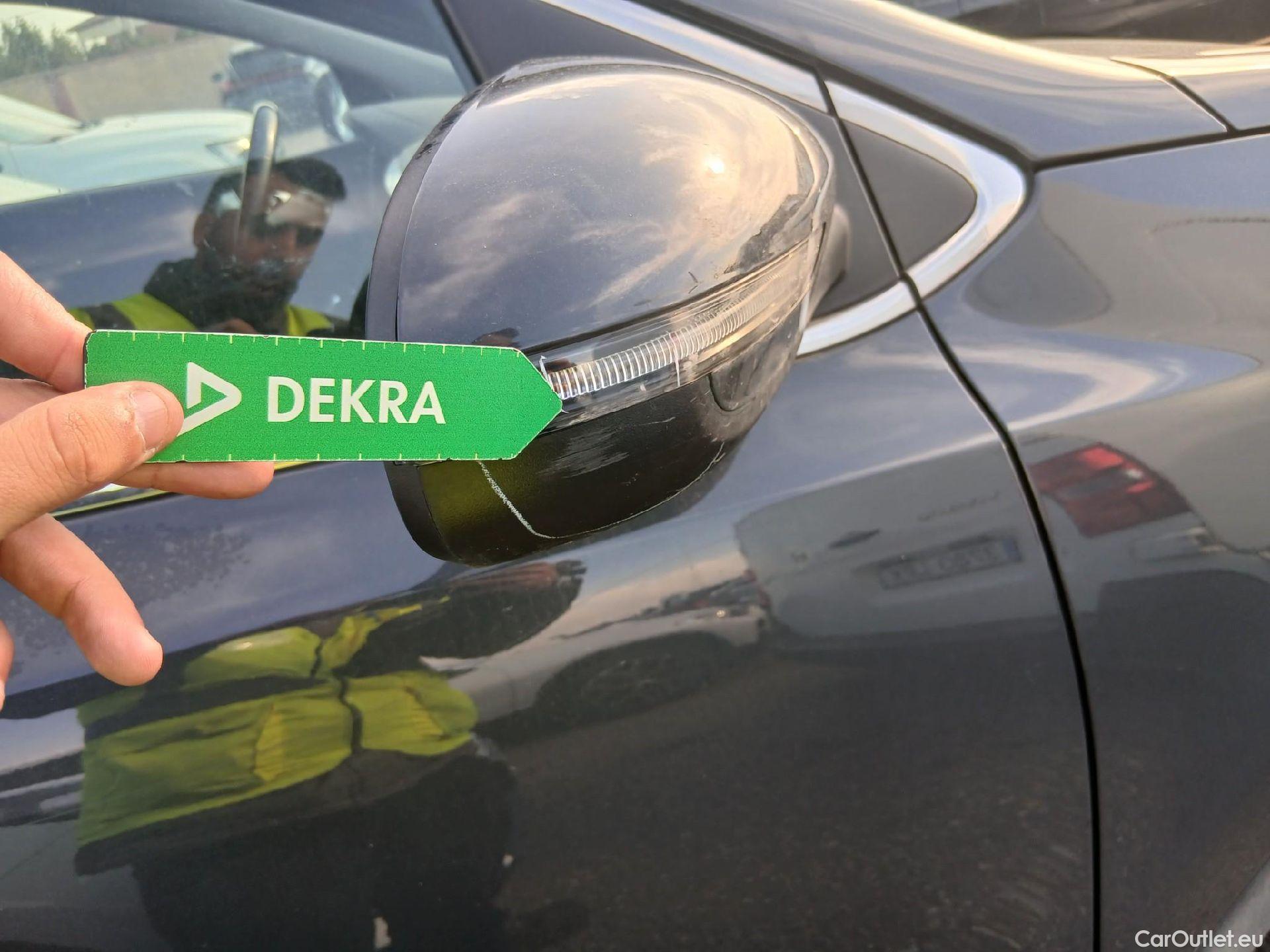  KIA  Sportage KIA  1.6MHEV Drive 100kW(136CV) 4x2(Crist Tintados)(CX) #27