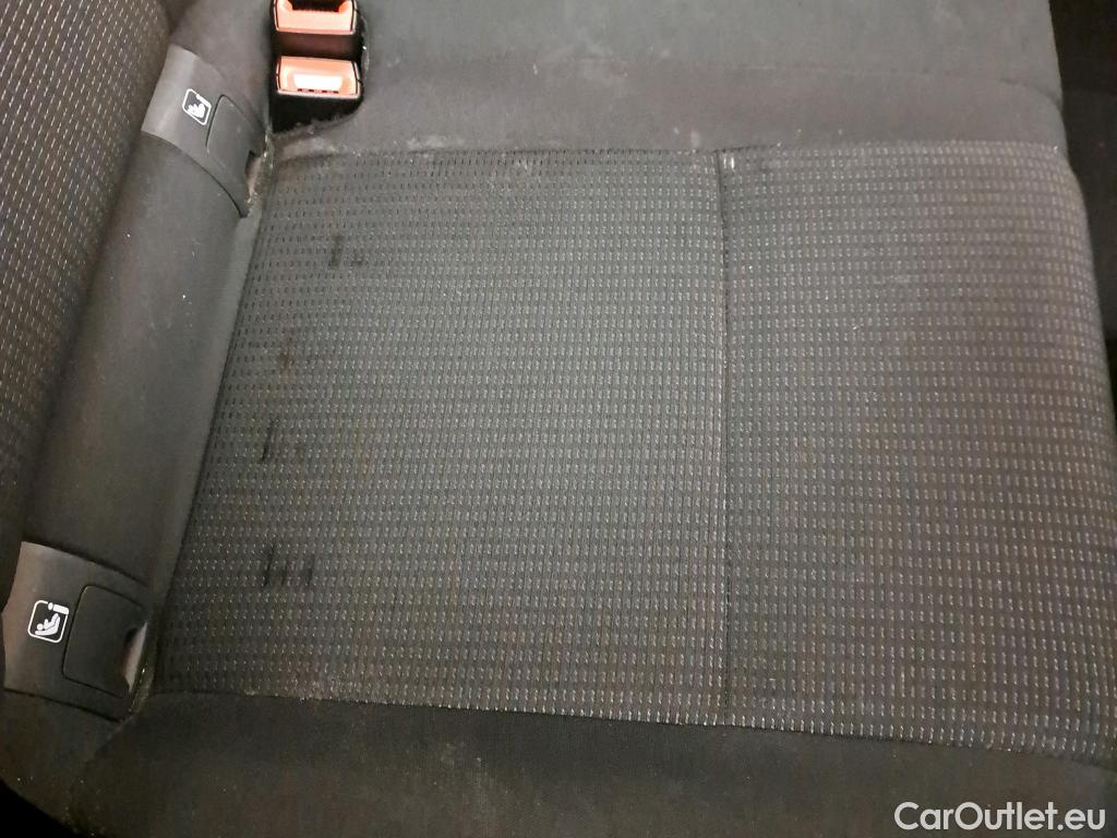  Nissan  Qashqai NISSAN  / 2021 / 5P / todoterreno DIG-T 103kW (140CV) mHEV 4x2 Acenta #27