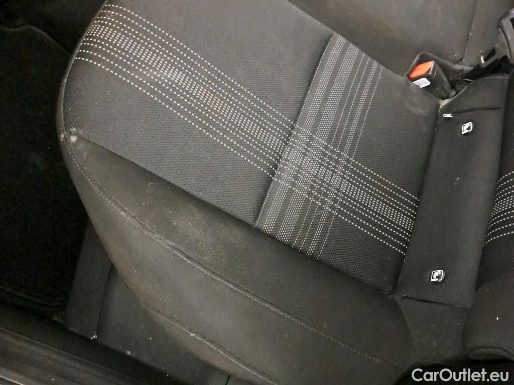  Hyundai  i20 HYUNDAI  / 2020 / 5P / berlina con portón 1.0 TGDI 74kW (100CV) 48V Essence #16