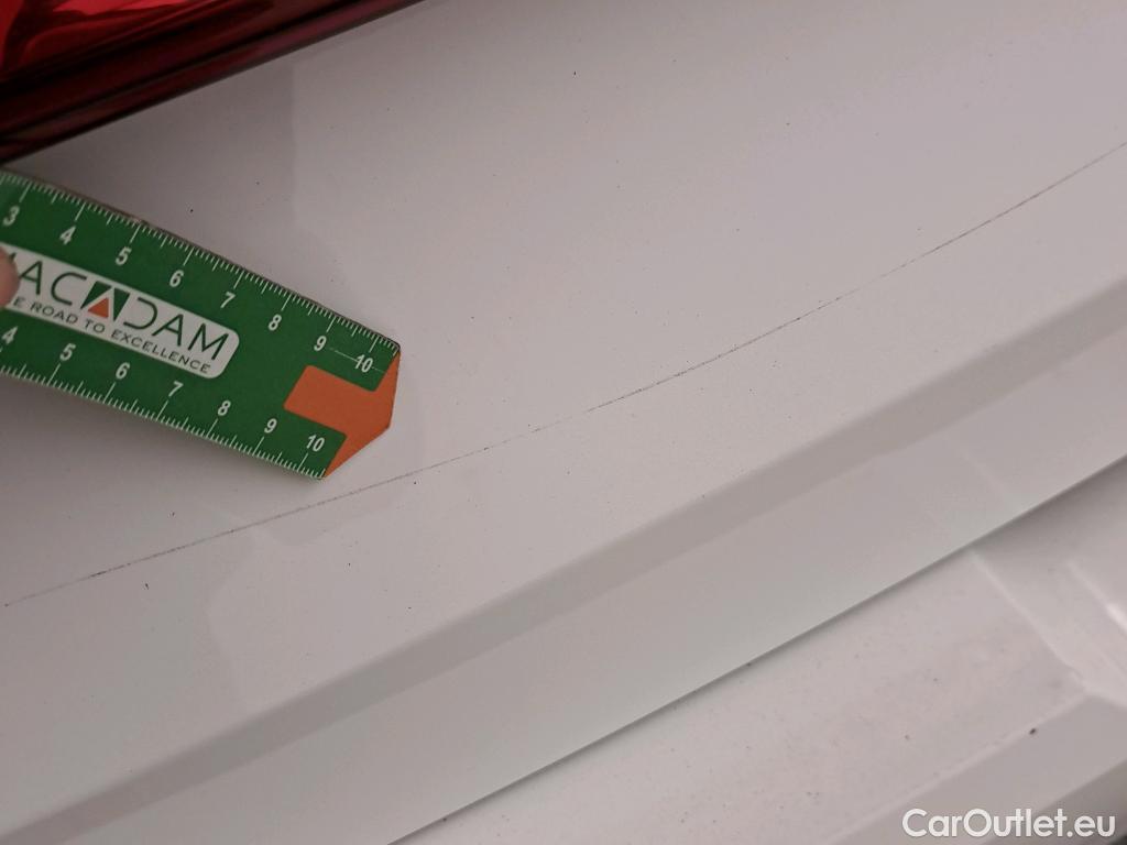  Hyundai  i20 HYUNDAI  / 2020 / 5P / berlina con portón 1.0 TGDI 74kW (100CV) 48V Essence #6