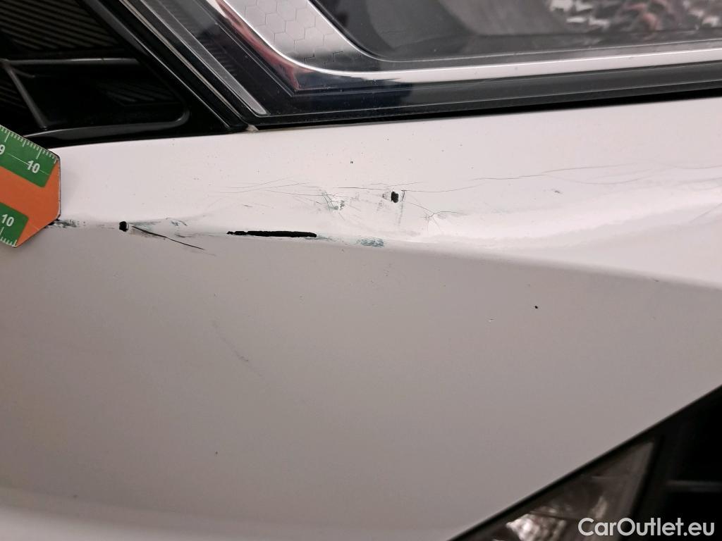  Hyundai  i20 HYUNDAI  / 2020 / 5P / berlina con portón 1.0 TGDI 74kW (100CV) 48V Essence #34