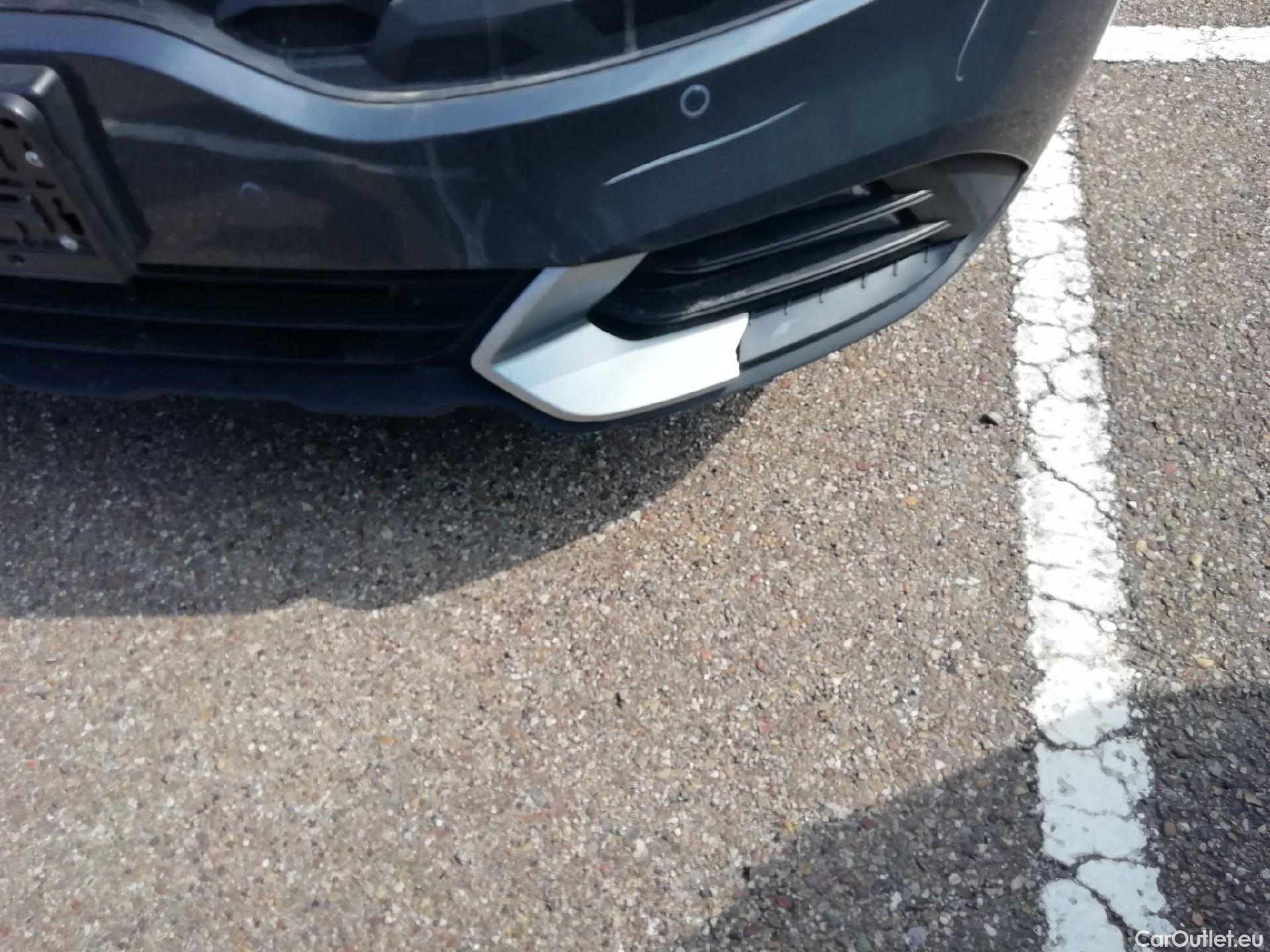  KIA  Sportage KIA  / 2022 / 5P / todoterreno 1.6 CRDi MHEV 100kW (136CV) Drive 4X2 #16