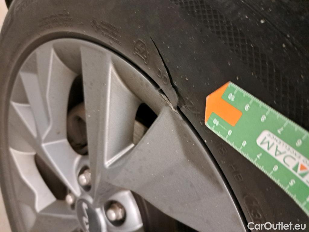  KIA  Sportage KIA  / 2022 / 5P / todoterreno 1.6 T-GDi HEV 171kW (230CV) GT-line 4X2 #4