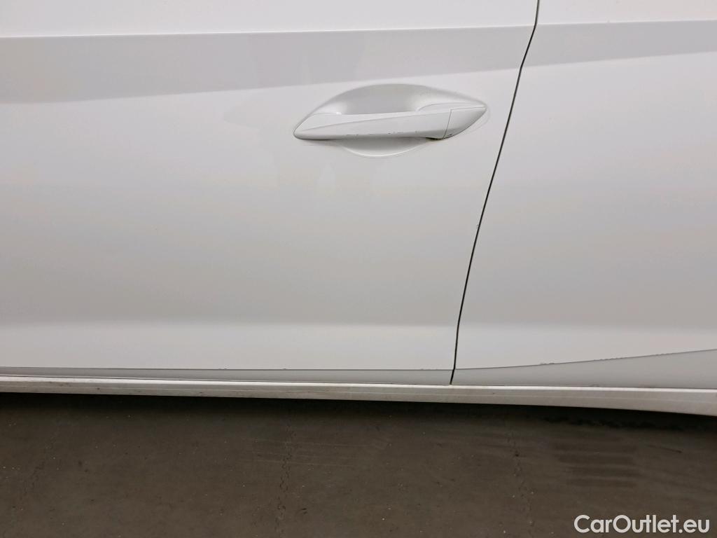  Hyundai  i20 HYUNDAI  / 2020 / 5P / berlina con portón 1.0 TGDI 74kW (100CV) 48V Essence #19