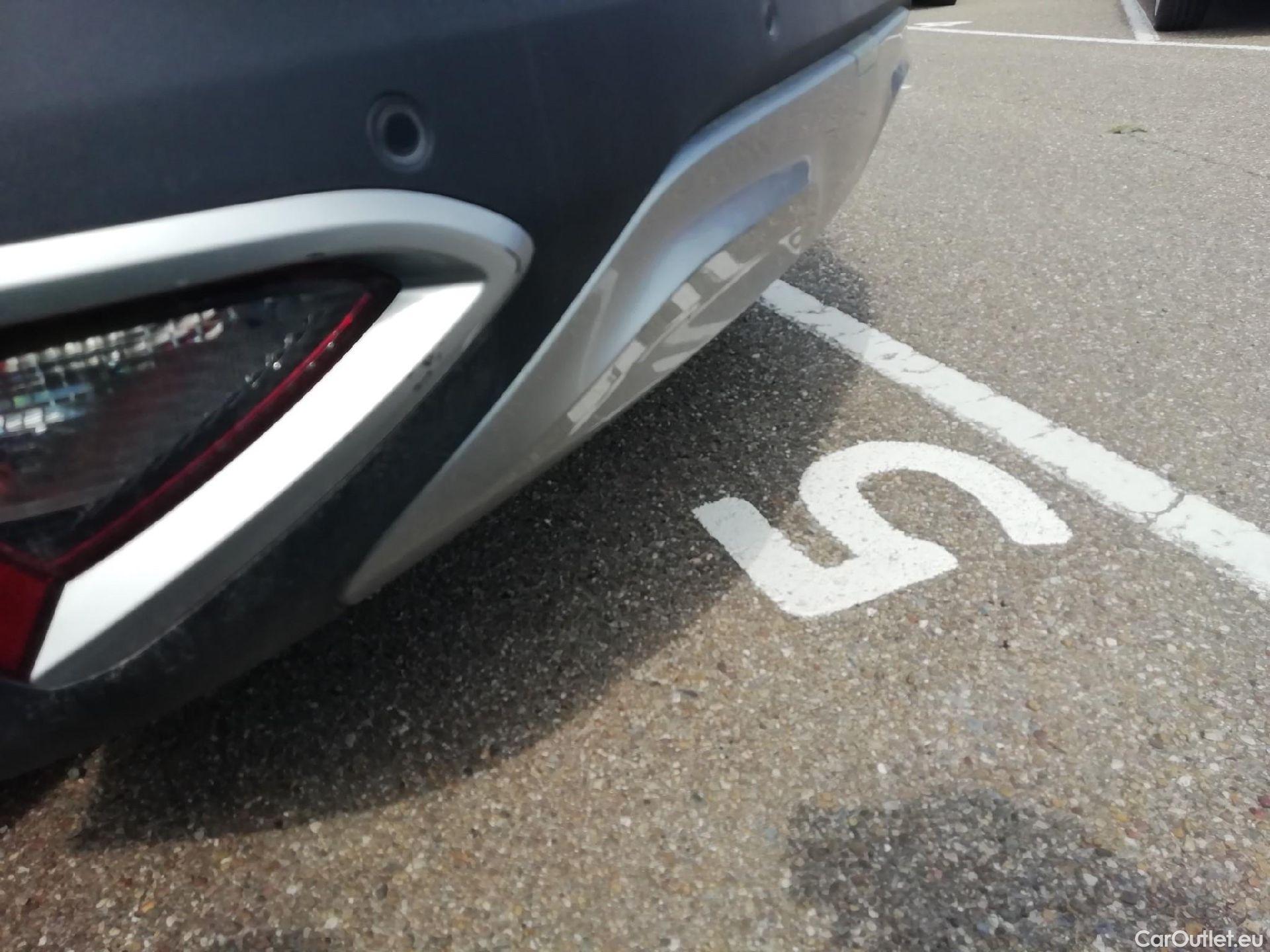  KIA  Sportage KIA  / 2022 / 5P / todoterreno 1.6 CRDi MHEV 100kW (136CV) Drive 4X2 #25