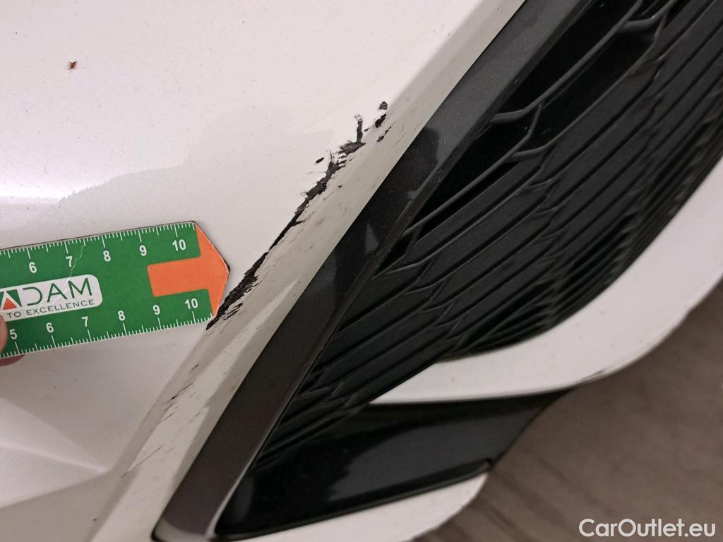  Toyota  Corolla TOYOTA  / 2019 / 5P / berlina con portón 1.8 125H BUSINESS PLUS E-CVT #18