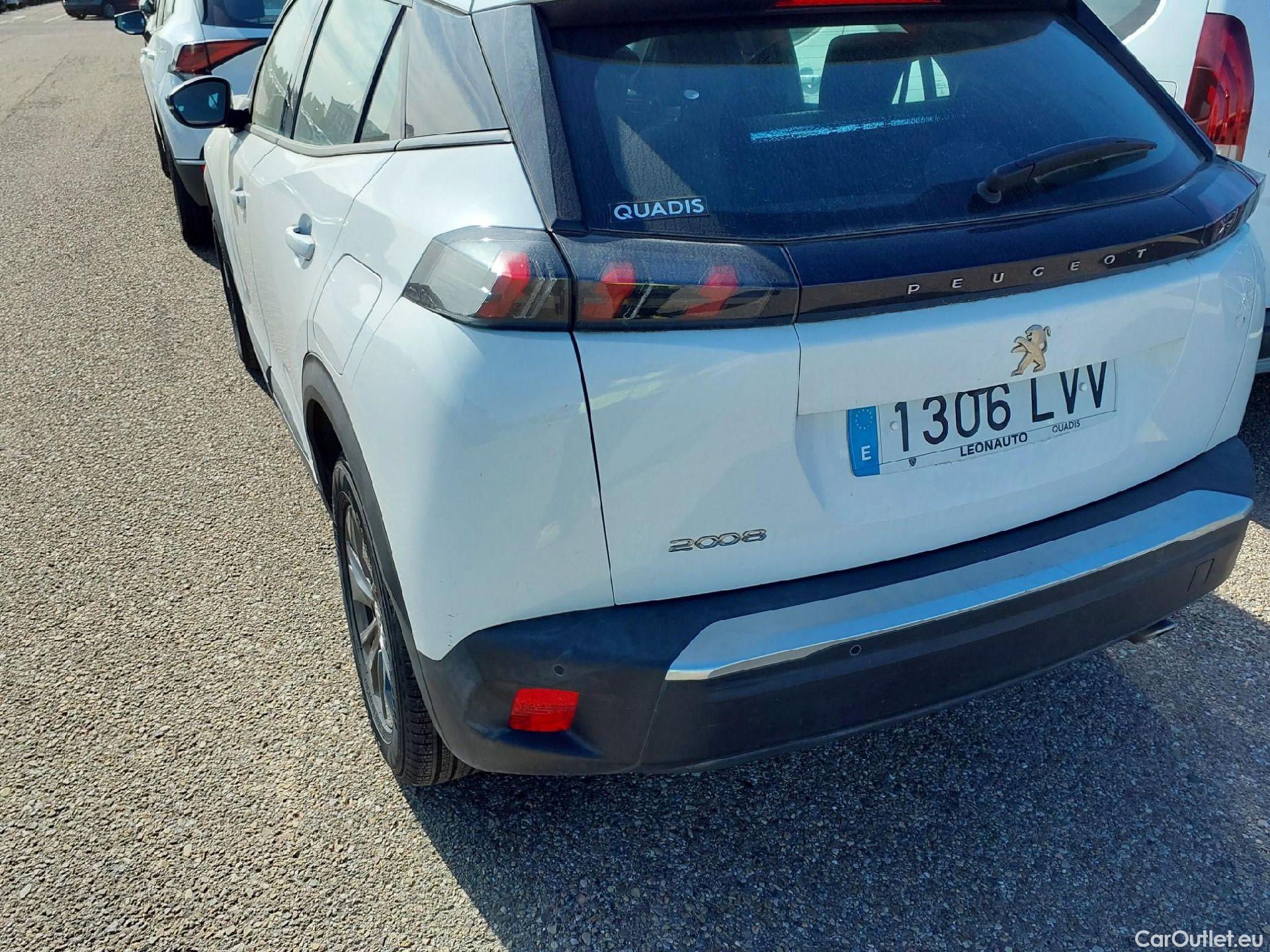  Peugeot  2008 PEUGEOT  / 2019 / 5P / todoterreno Active Pack BlueHDI 81kW (110CV) #8