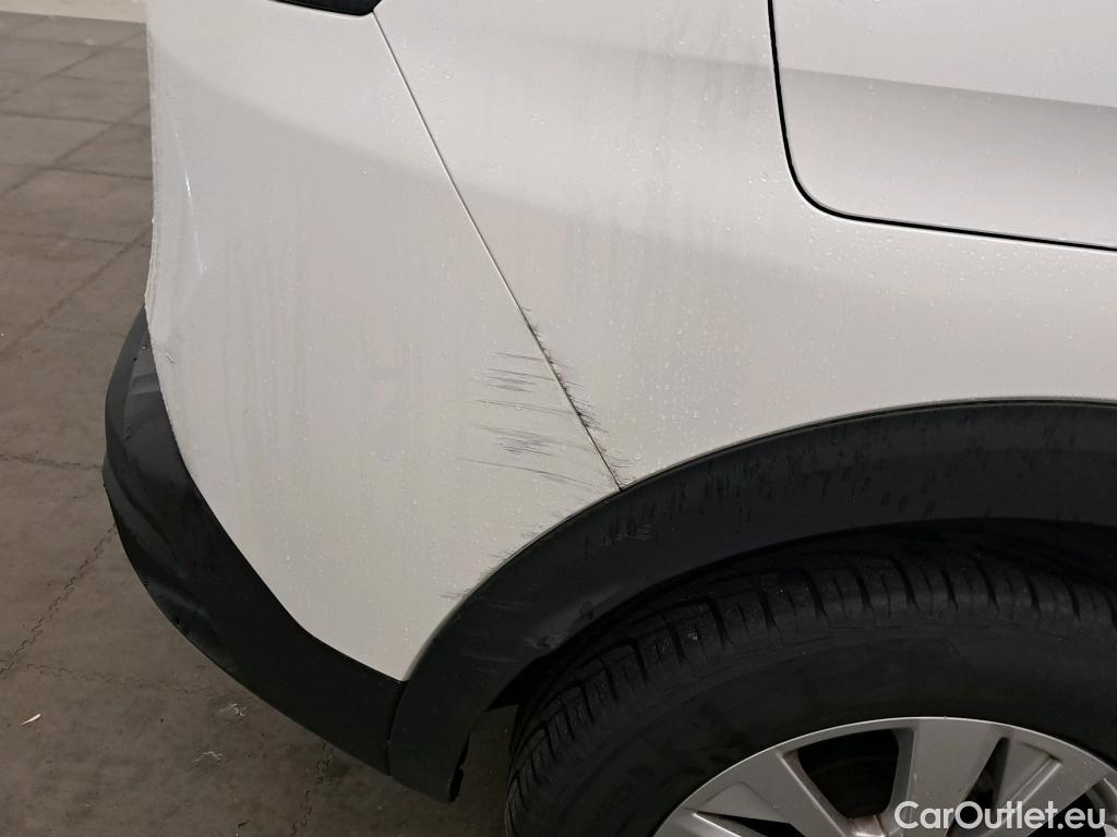  Peugeot  3008 PEUGEOT  / 2020 / 5P / todoterreno 1.2 PureTech 96KW S&S Active Pack EAT8 #8