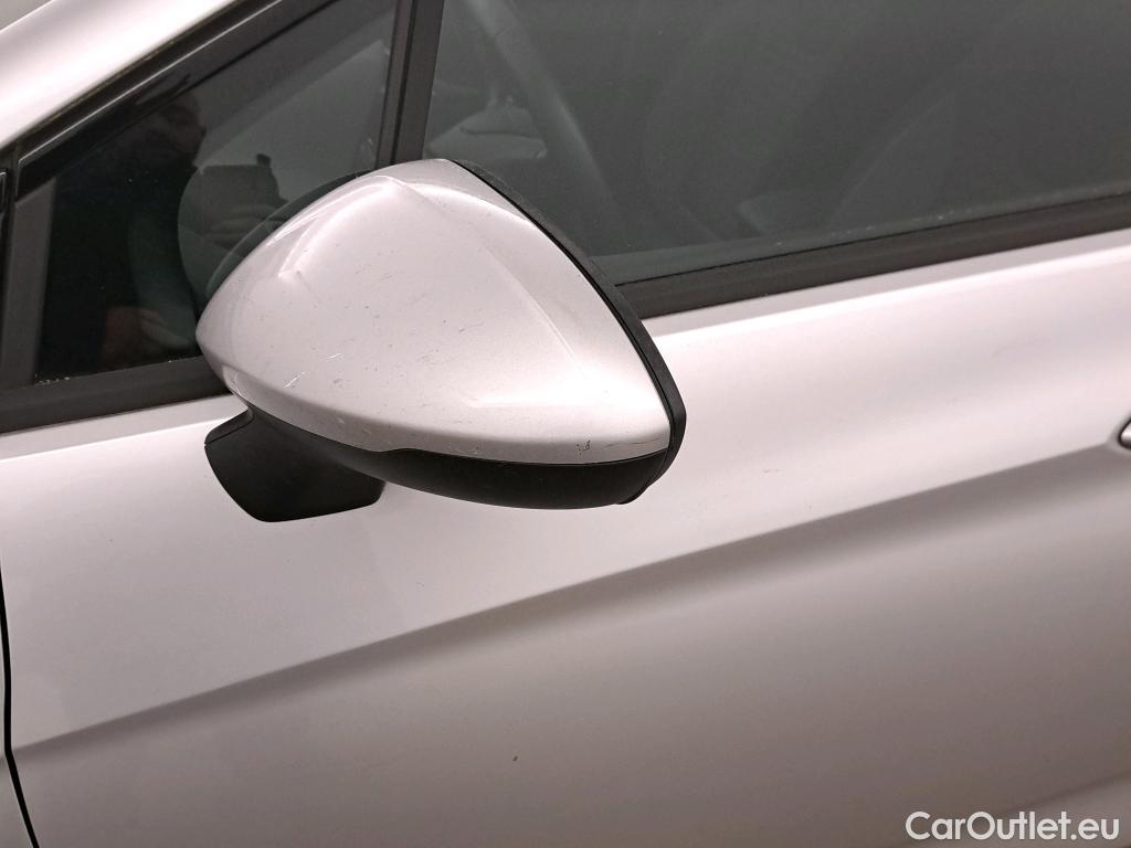  Opel  Astra OPEL  / 2019 / 5P / berlina con portón 1.2T SHL 81kW (110CV) GS Line #24