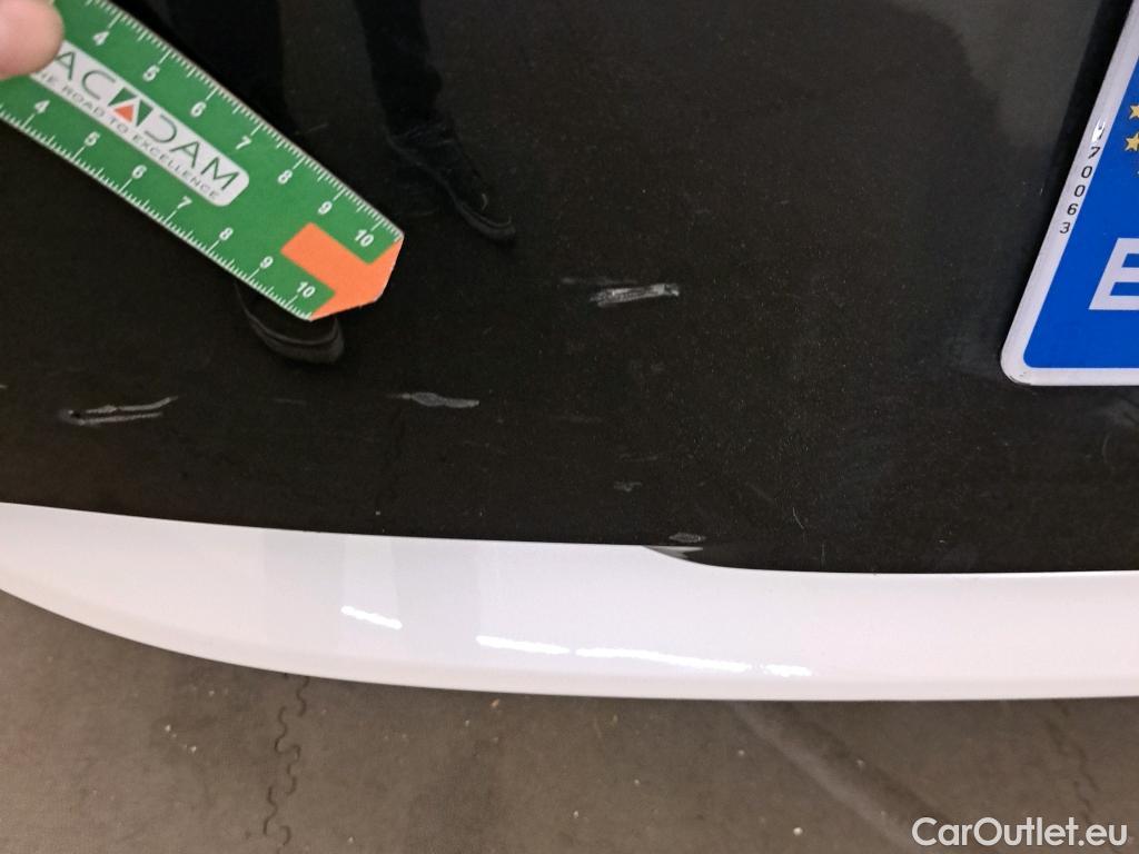  Toyota  Corolla TOYOTA  / 2019 / 5P / berlina con portón 1.8 125H BUSINESS PLUS E-CVT #27