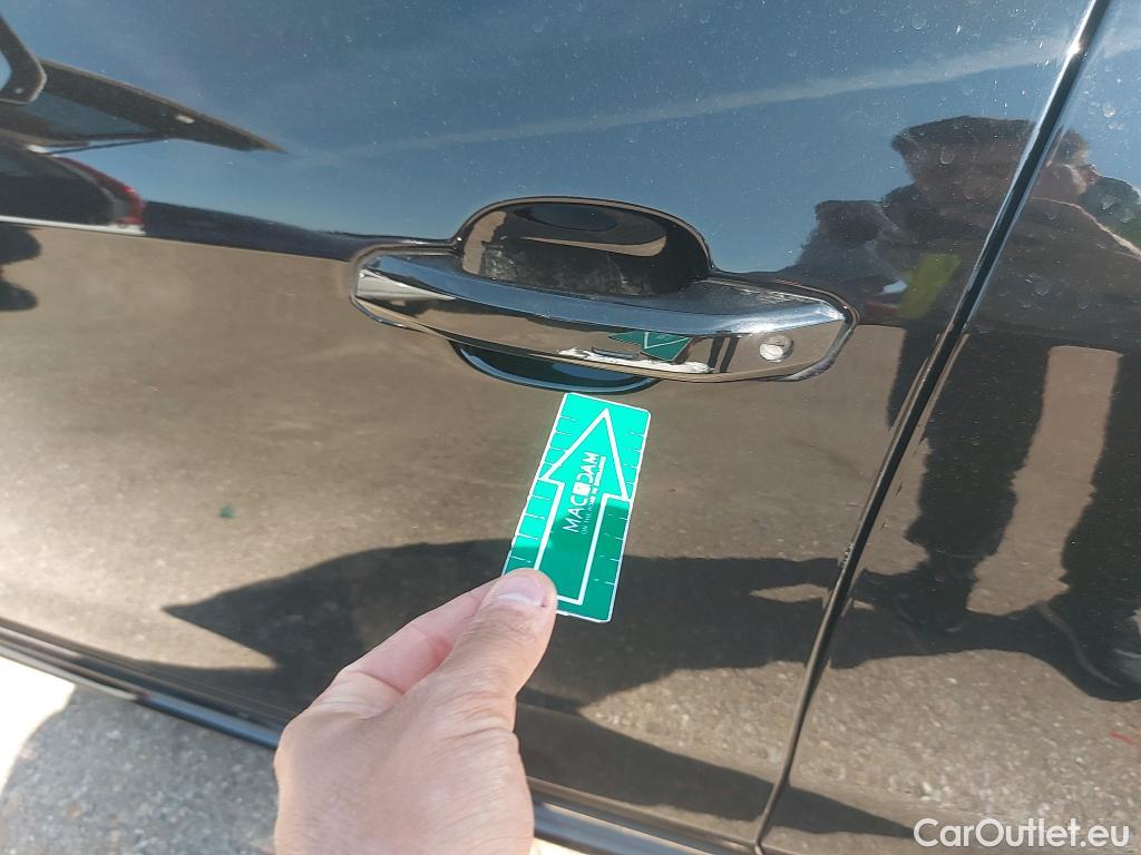  Audi  A4 AUDI  / 2019 / 5P / familiar Avant Advanced 30 TDI 100kW S tronic #19