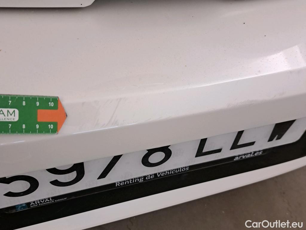  Toyota  Corolla TOYOTA  / 2019 / 5P / berlina con portón 1.8 125H BUSINESS PLUS E-CVT #22