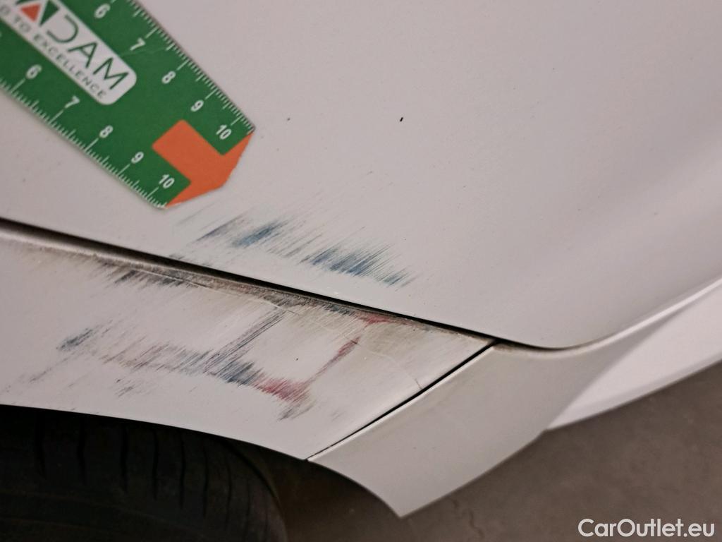  Toyota  Corolla TOYOTA  / 2019 / 5P / berlina con portón 1.8 125H BUSINESS PLUS E-CVT #6