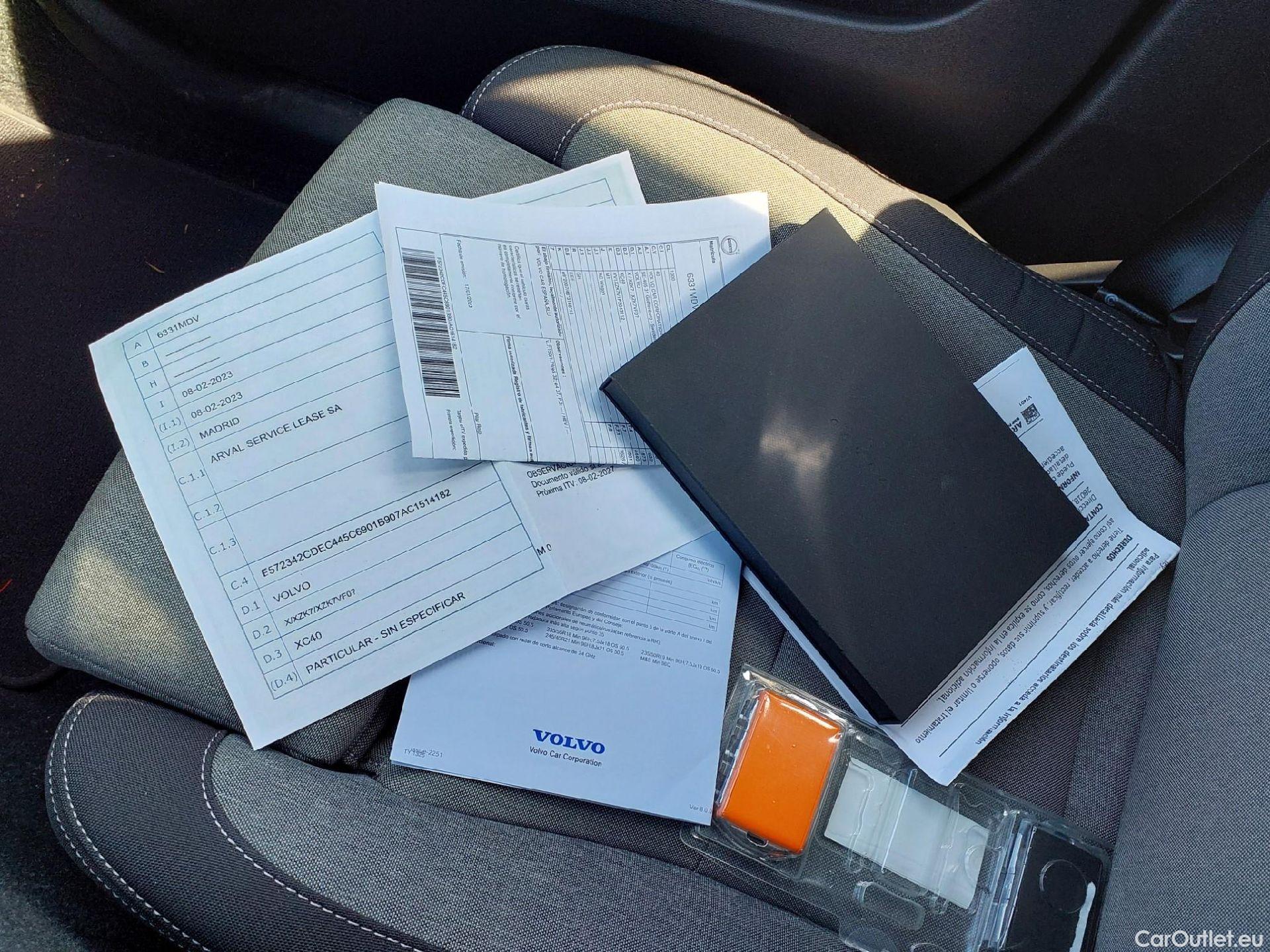  Volvo  XC 40 VOLVO XC40 / 2021 / 5P / todoterreno 2.0 B3 G Core Auto #3