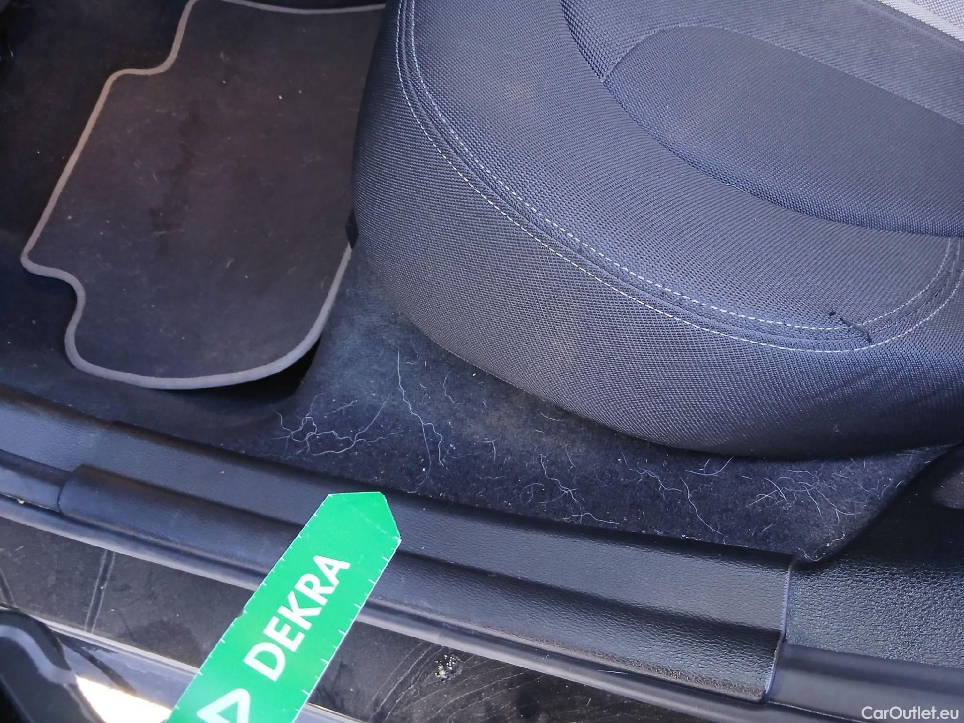  Bmw  X2 BMW  sDrive18i (CX3) #12