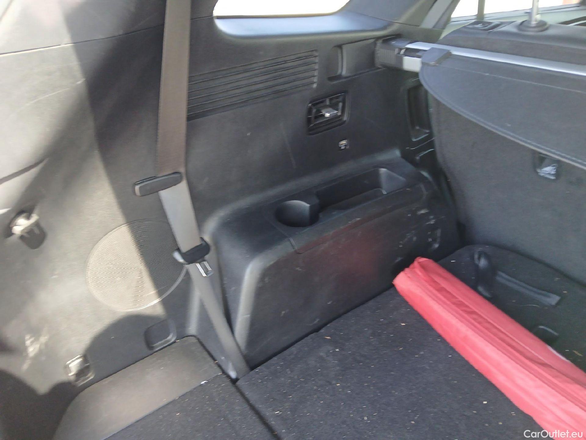  KIA  Sorento KIA  / 2020 / 5P / todoterreno 1.6 T-GDi HEV Emotion 4x4 7pl (P.Luxury) #4