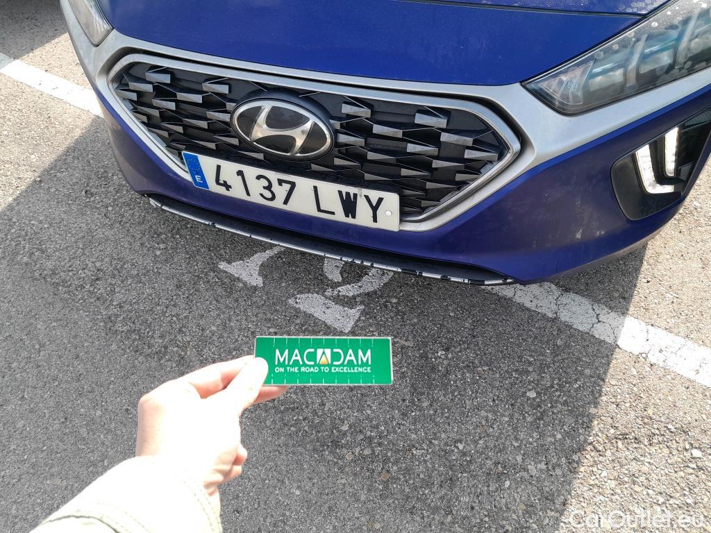  Hyundai   Ioniq HYUNDAI / 2019 / 5P / berlina con portón 1.6 GDI HEV Tecno DCT #7