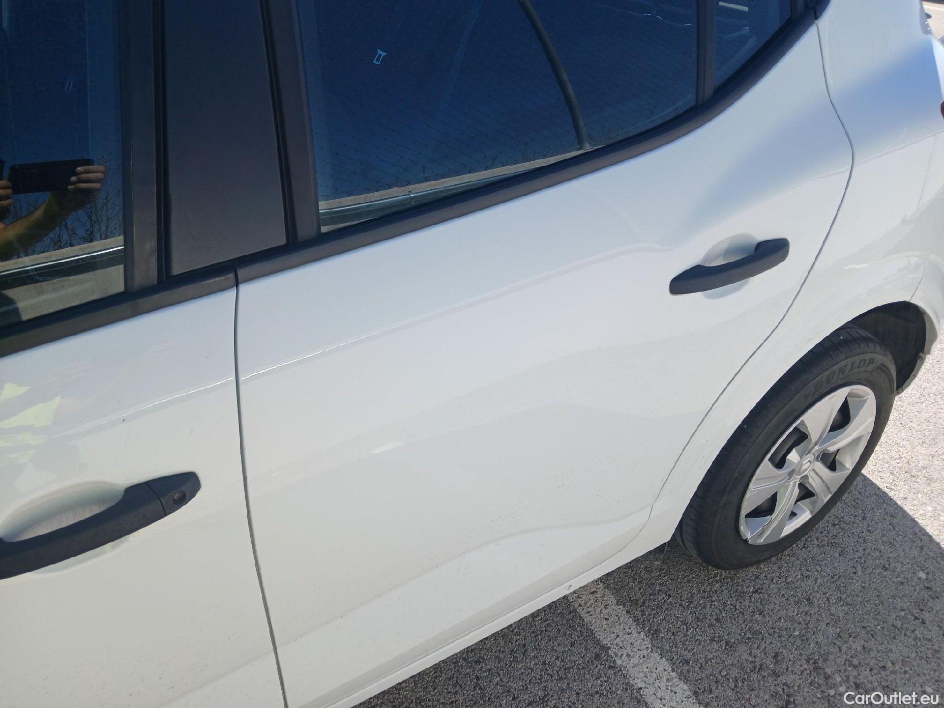  Dacia  Sandero DACIA  / 2020 / 5P / berlina con portón Essential 74kW (100CV) ECO-G #17