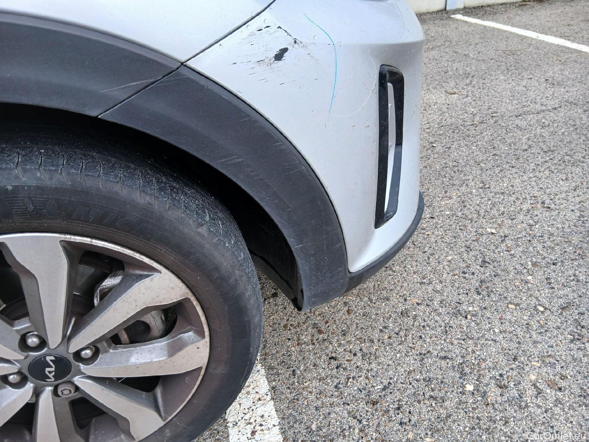  KIA  STONIC KIA  / 2017 / 5P / todoterreno 1.0 T-GDi 74kW (100CV) MHEV iMT Drive #45