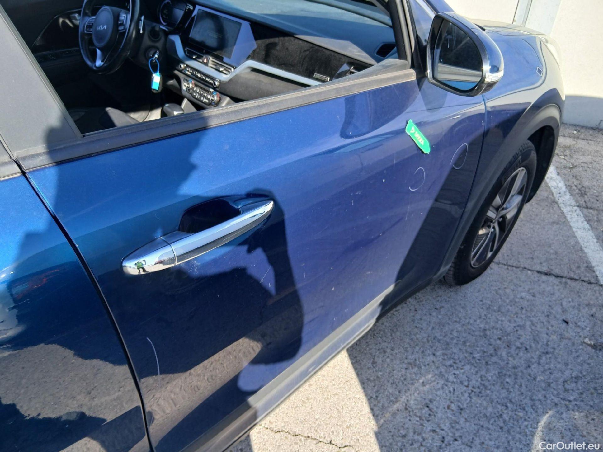  KIA  Niro KIA  / 2019 / 5P / crossover 1.6 GDi HEV 104kW (141CV) Drive #45