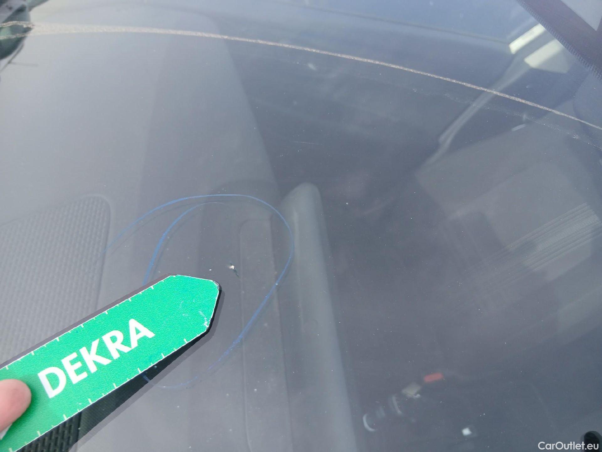  Hyundai  i20 HYUNDAI  / 2020 / 5P / berlina con portón 1.0 TGDI 74kW (100CV) 48V Essence #9