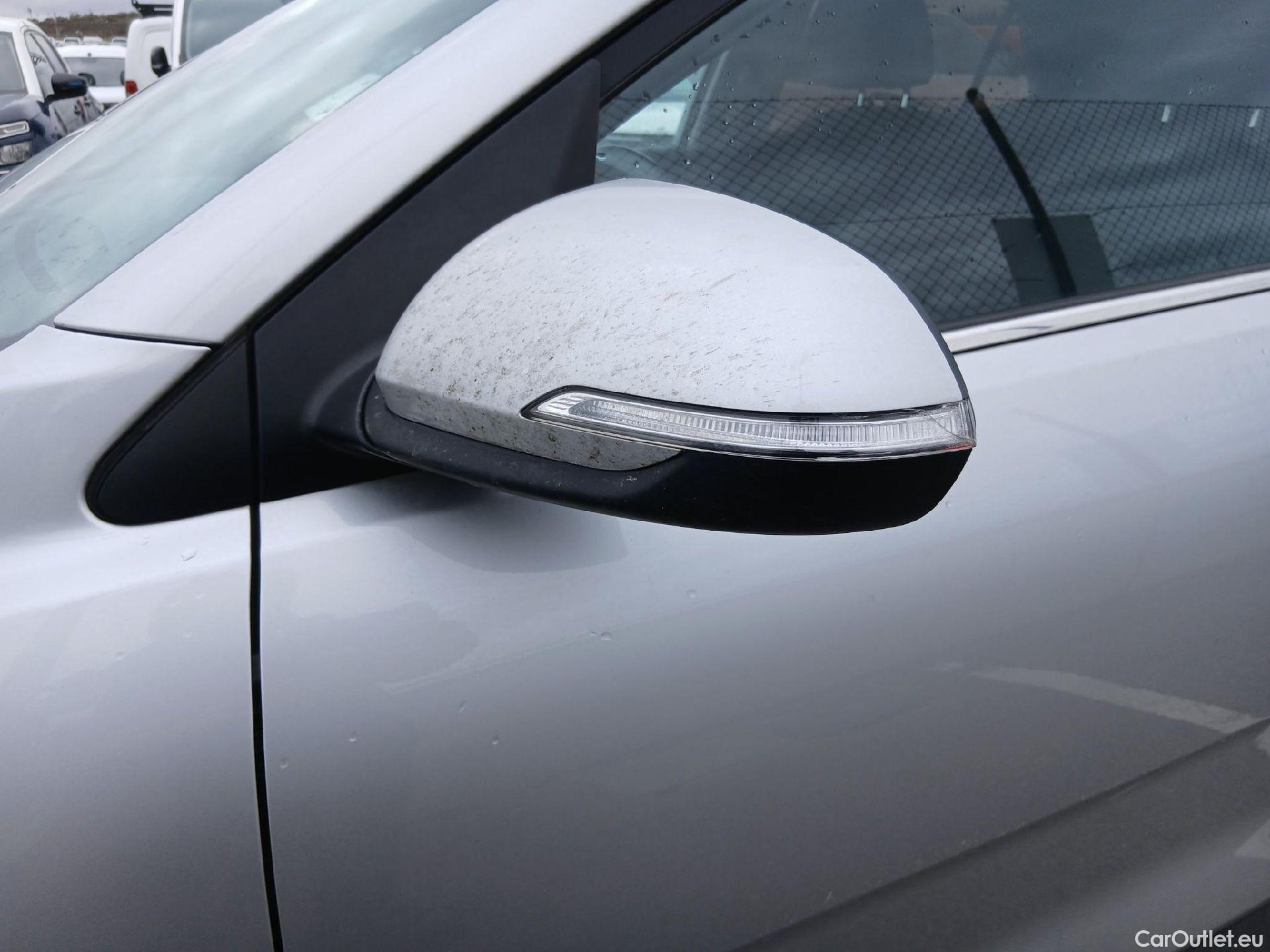  KIA  STONIC KIA  / 2017 / 5P / todoterreno 1.0 T-GDi 74kW (100CV) MHEV iMT Drive #12