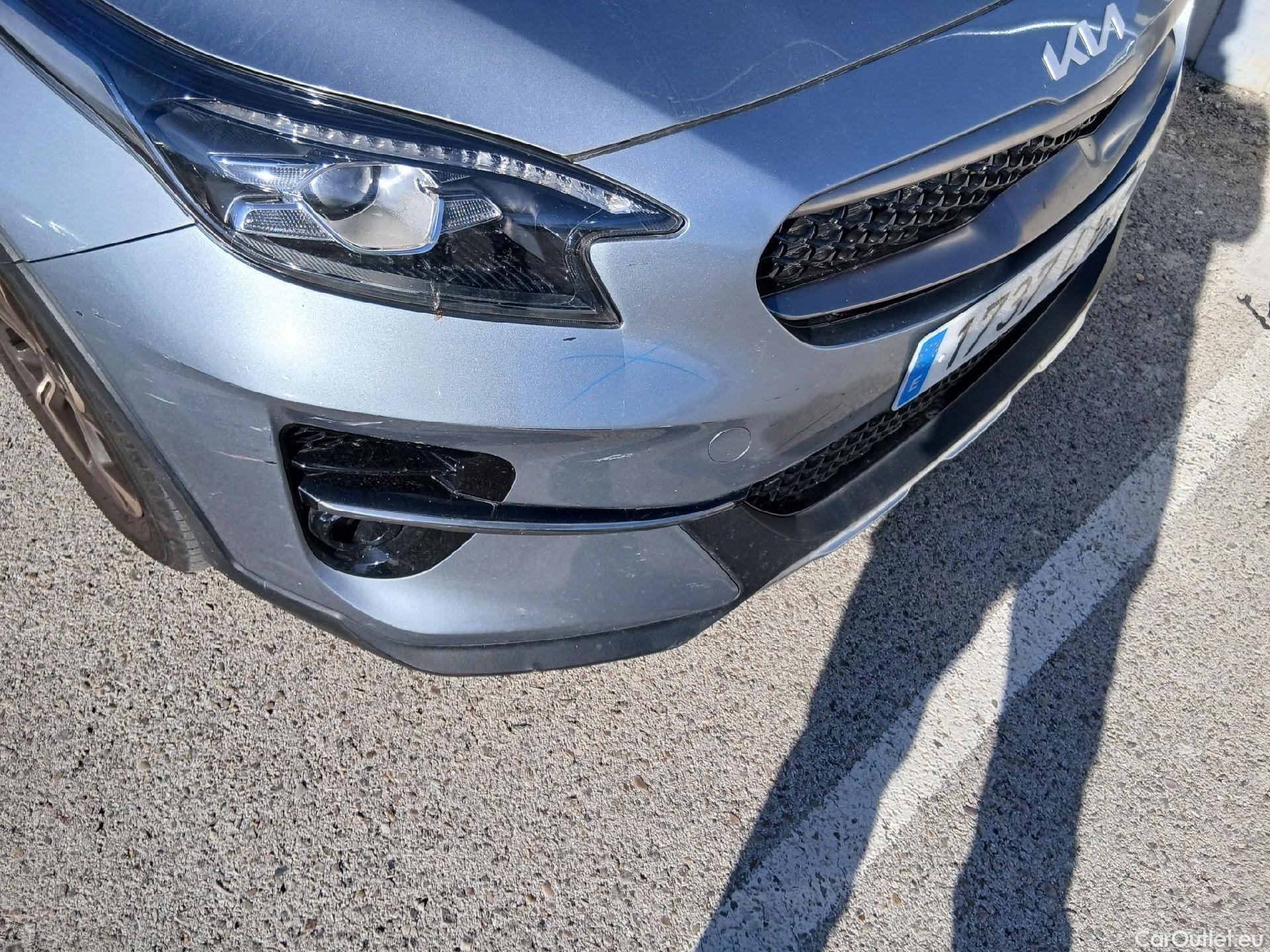  KIA  XCeed KIA  / 2019 / 5P / todoterreno 1.0 T-GDi Drive 88kW (120CV) #4