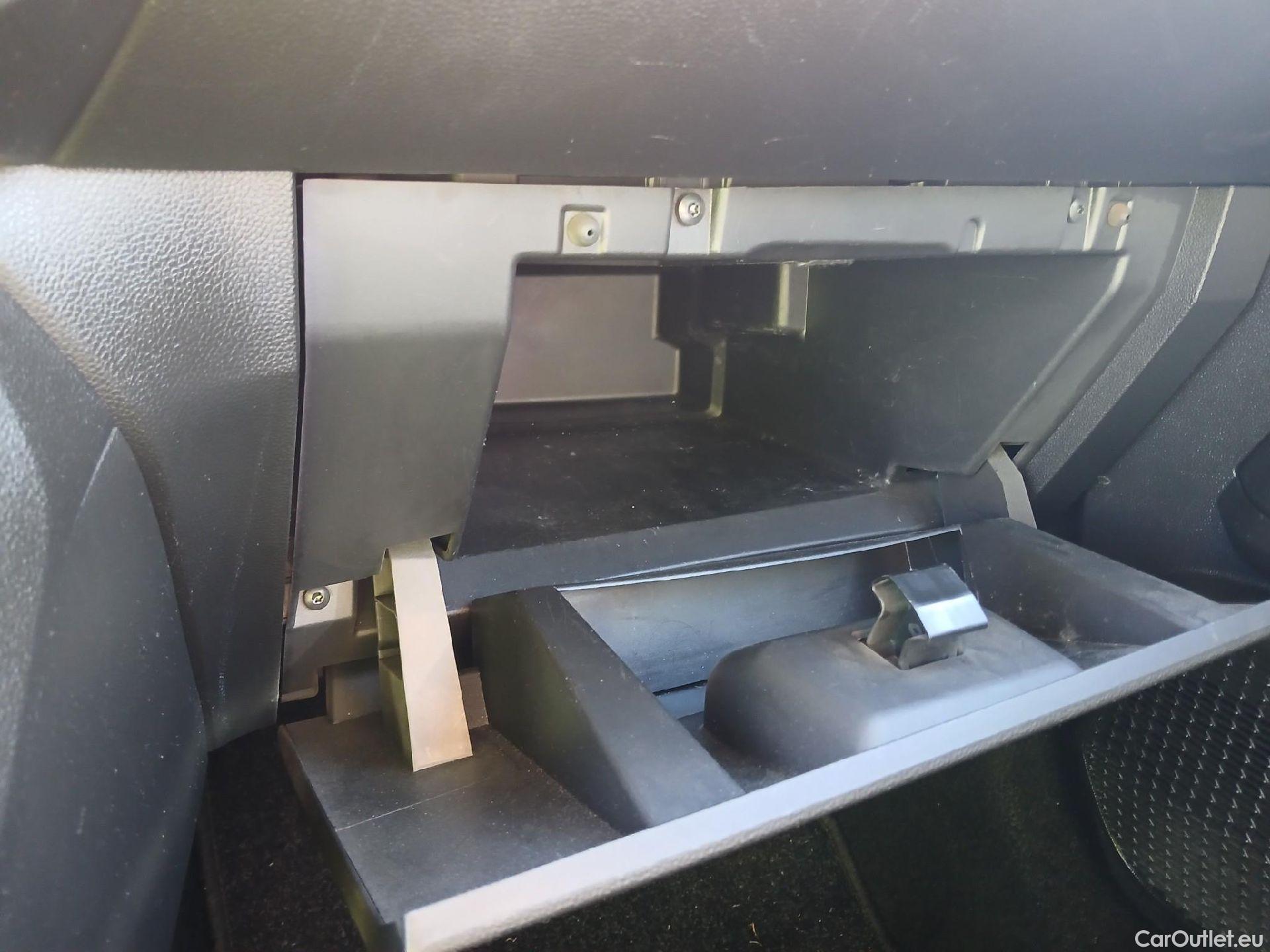  Dacia  Sandero DACIA  / 2020 / 5P / berlina con portón Essential 74kW (100CV) ECO-G #41