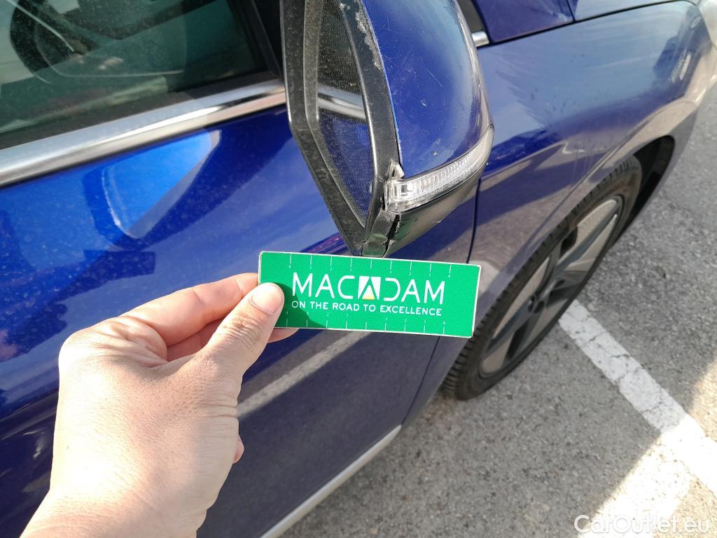  Hyundai   Ioniq HYUNDAI / 2019 / 5P / berlina con portón 1.6 GDI HEV Tecno DCT #10