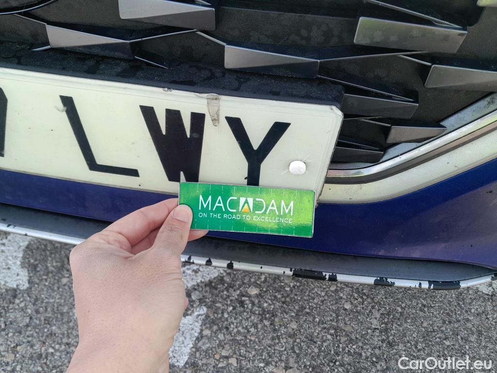  Hyundai   Ioniq HYUNDAI / 2019 / 5P / berlina con portón 1.6 GDI HEV Tecno DCT #15