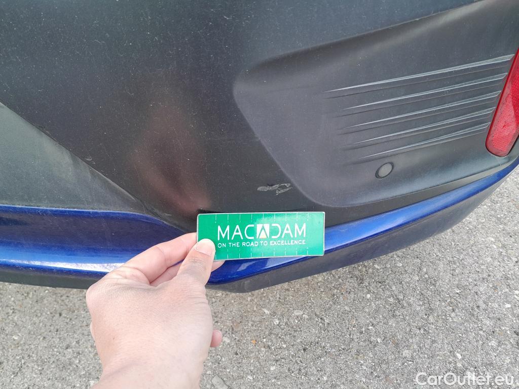  Hyundai   Ioniq HYUNDAI / 2019 / 5P / berlina con portón 1.6 GDI HEV Tecno DCT #6